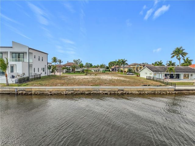5827 SW 1st AVE, Cape Coral, FL 33914