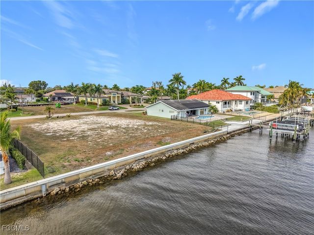 5827 SW 1st AVE, Cape Coral, FL 33914