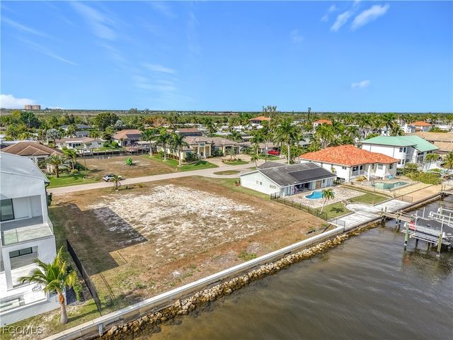 5827 SW 1st AVE, Cape Coral, FL 33914