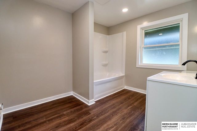 2435 South Street, Lincoln, NE 68502