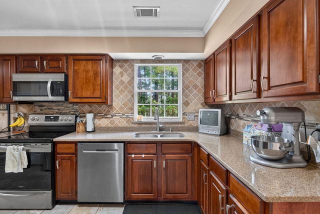 3808 Battleview Court, North Charleston, SC 29420