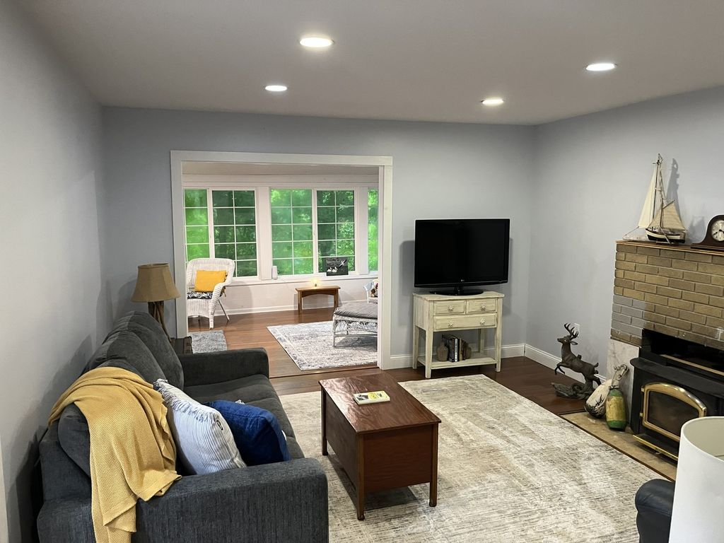 Image 11 of property listing at 1890 Lackey Lane, Centralia, IL 62801