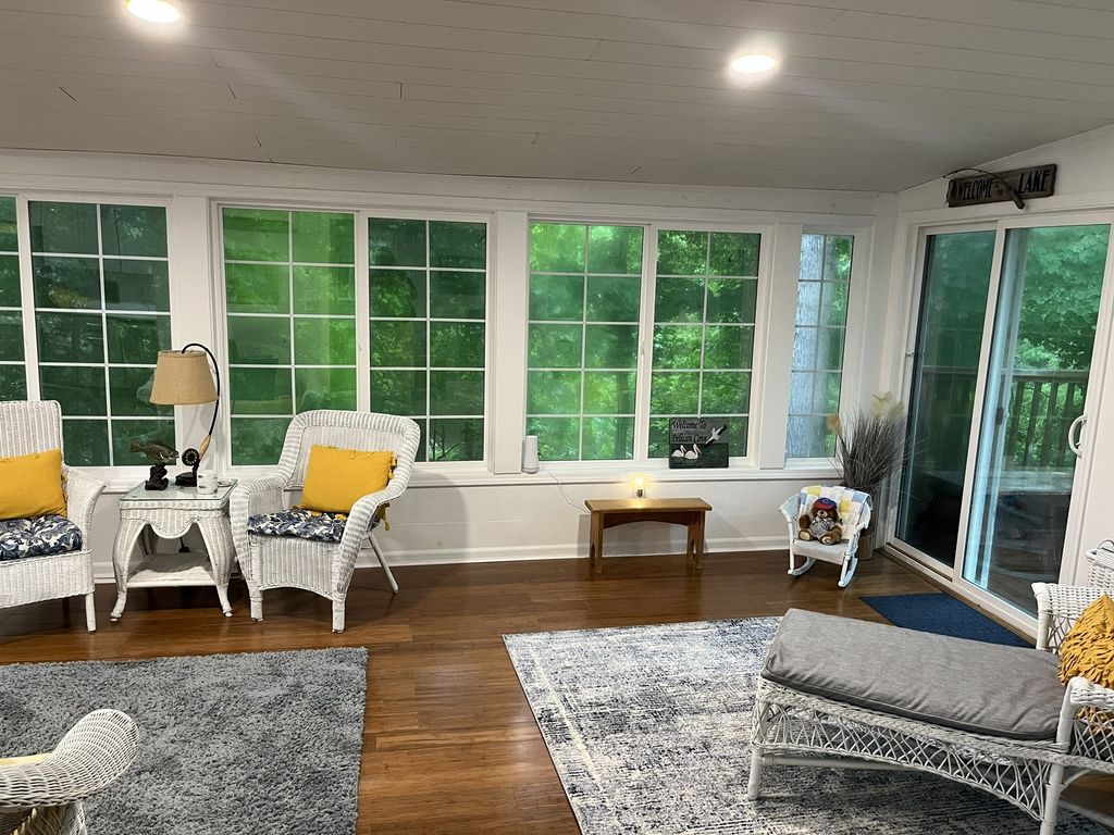 Image 13 of property listing at 1890 Lackey Lane, Centralia, IL 62801