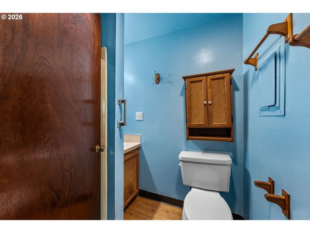 6534 Se KNIGHT St, Portland, OR 97206