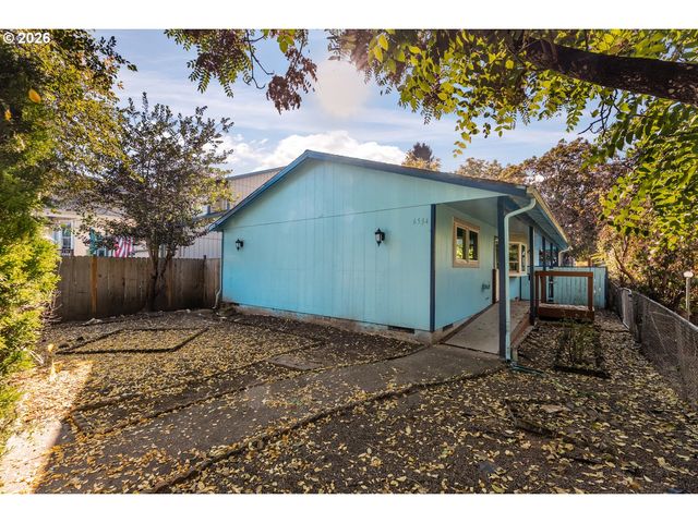 6534 Se KNIGHT St, Portland, OR 97206
