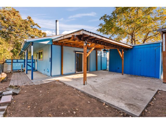 6534 Se KNIGHT St, Portland, OR 97206