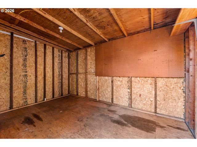 6534 Se KNIGHT St, Portland, OR 97206