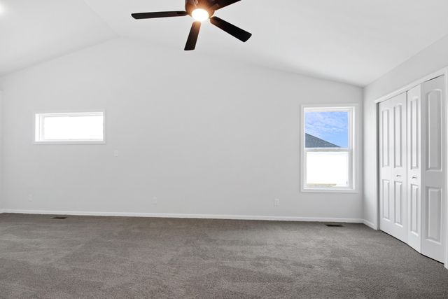 3022 W 84th Place, Merrillville, IN 46410