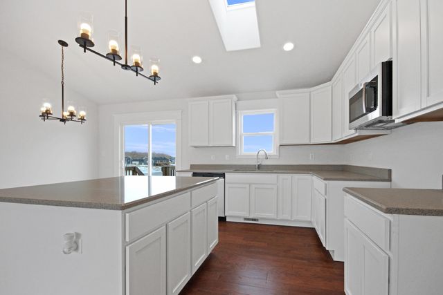 3022 W 84th Place, Merrillville, IN 46410