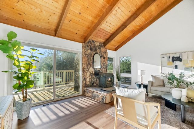 1531 Jeffrey Ln, Placerville, CA 95667