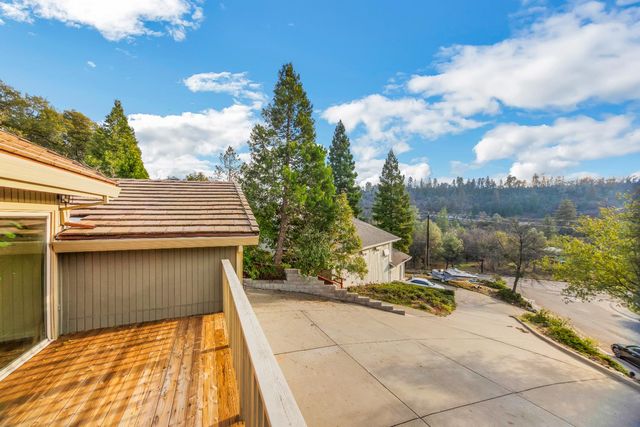 1531 Jeffrey Ln, Placerville, CA 95667