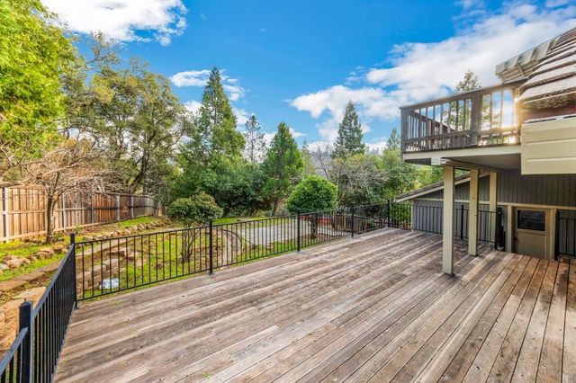 1531 Jeffrey Ln, Placerville, CA 95667