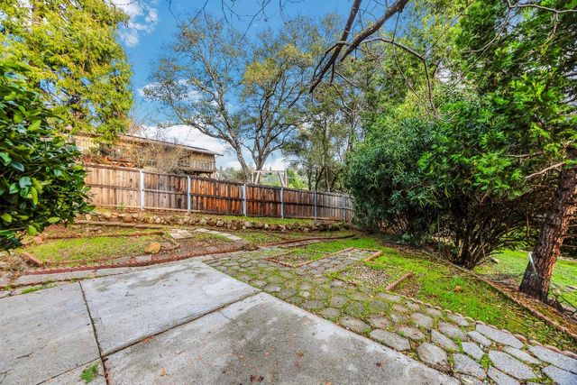 1531 Jeffrey Ln, Placerville, CA 95667