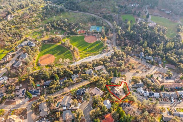 1531 Jeffrey Ln, Placerville, CA 95667