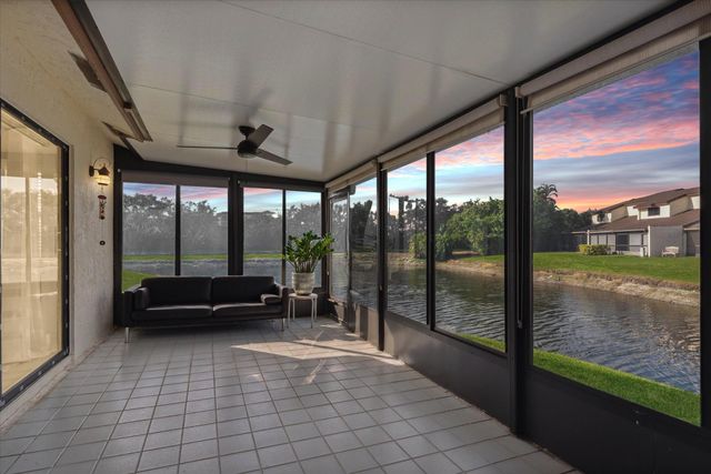 20929 Boca Ridge Dr, Boca Raton, FL 33428