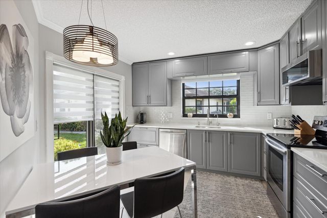 20929 Boca Ridge Dr, Boca Raton, FL 33428