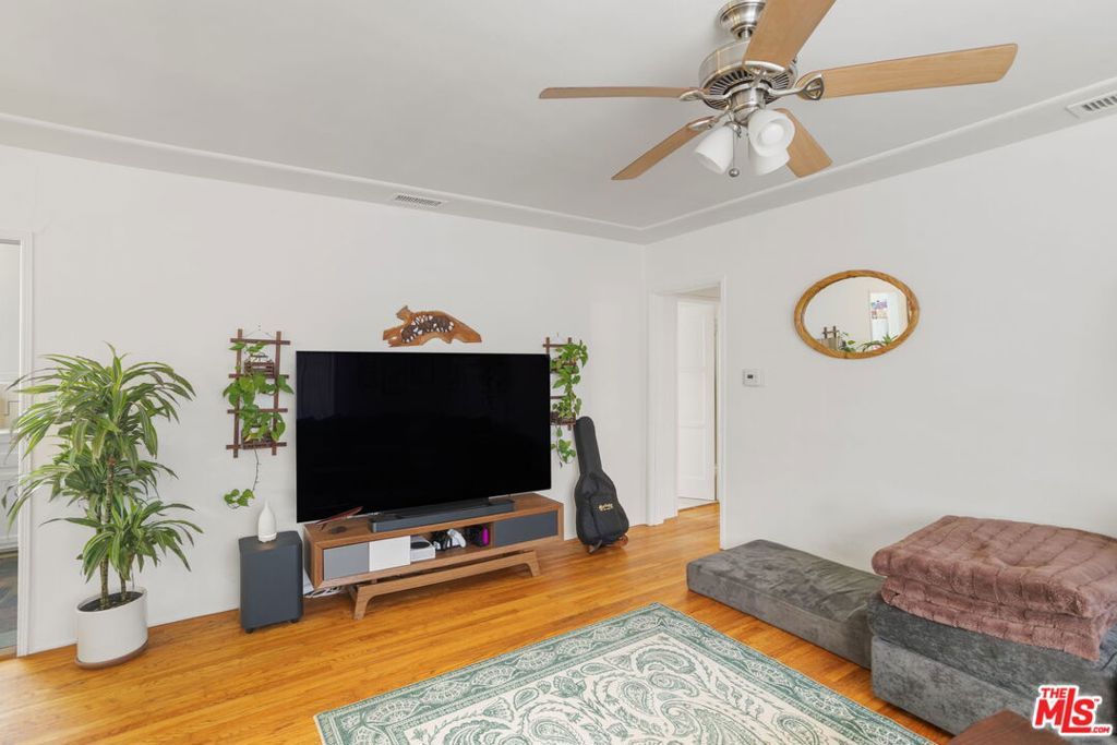 767 Sunset Avenue, Venice, CA 90291 — photo 3