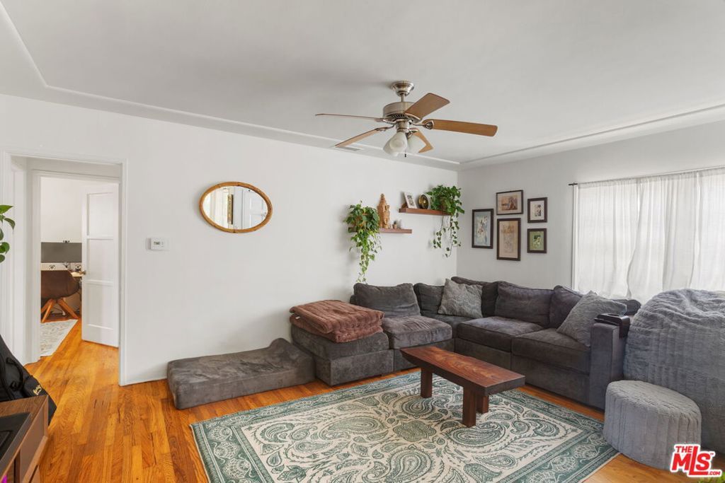 767 Sunset Avenue, Venice, CA 90291 — photo 4