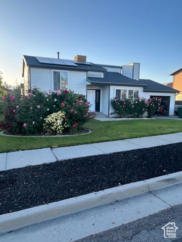 6437 S LOBELIA DR, West Jordan, UT 84081