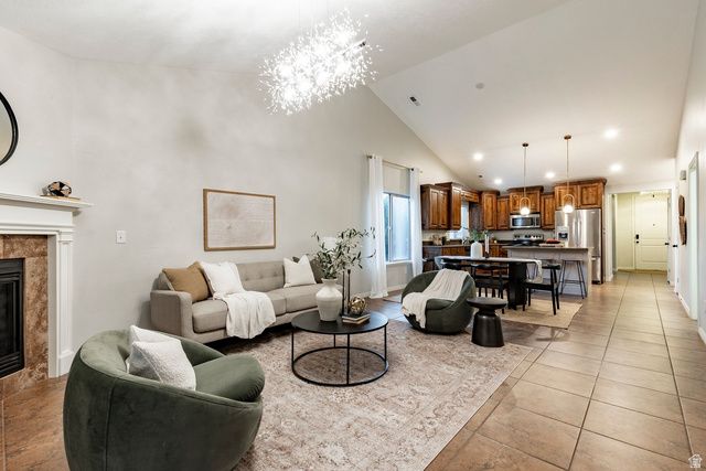 775 W LAZY OAK WAY, Sandy, UT 84070