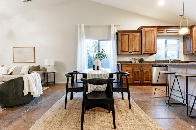 775 W LAZY OAK WAY, Sandy, UT 84070