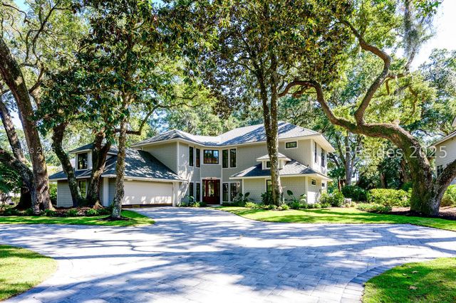 167 N Sea Pines Dr, Hilton Head Island, SC 29928