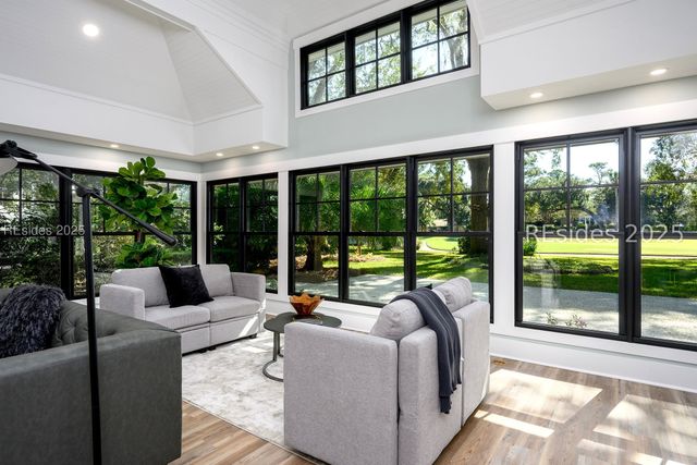 167 N Sea Pines Dr, Hilton Head Island, SC 29928