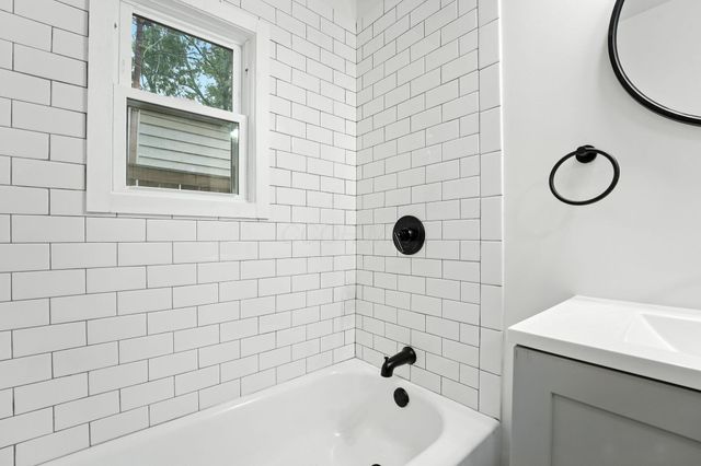 354 Fernhill Avenue, Columbus, OH 43228