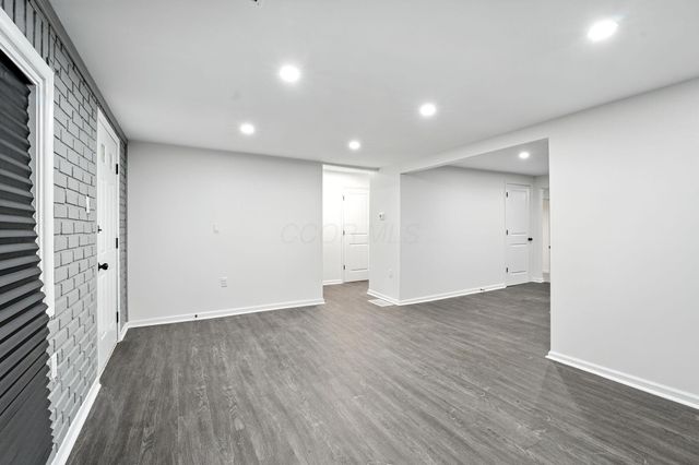 354 Fernhill Avenue, Columbus, OH 43228