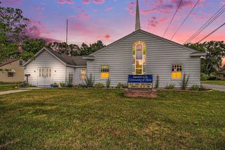 814 E Coffren Avenue, Greenville, MI 48838