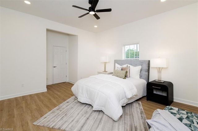 1300 N Main Street, Salisbury, NC 28144