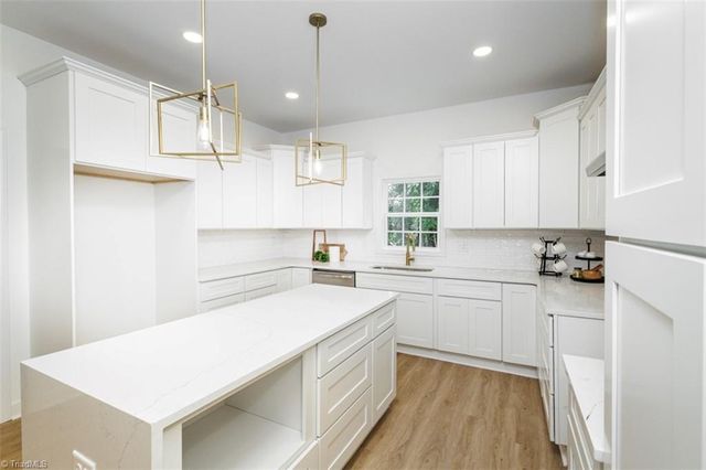 1300 N Main Street, Salisbury, NC 28144