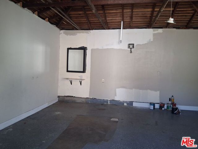 9157 Haas Avenue, Los Angeles, CA 90047