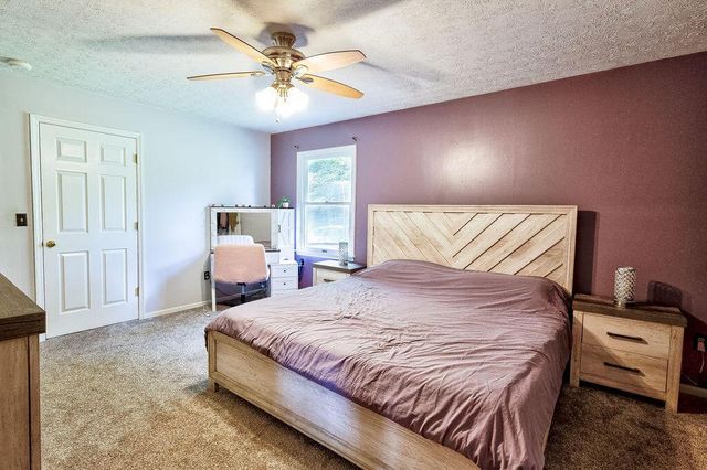 847 Fairway Drive, Howard, OH 43028