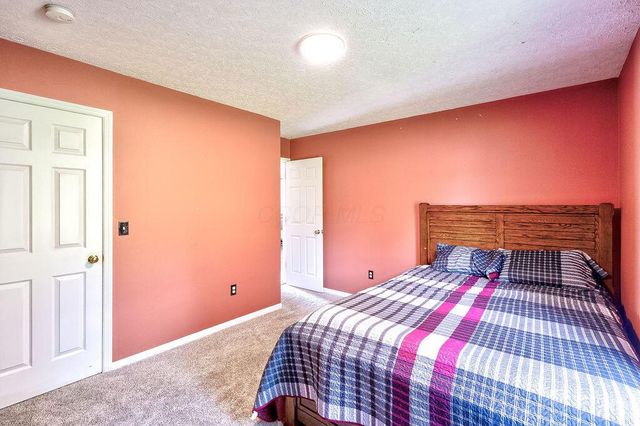 847 Fairway Drive, Howard, OH 43028