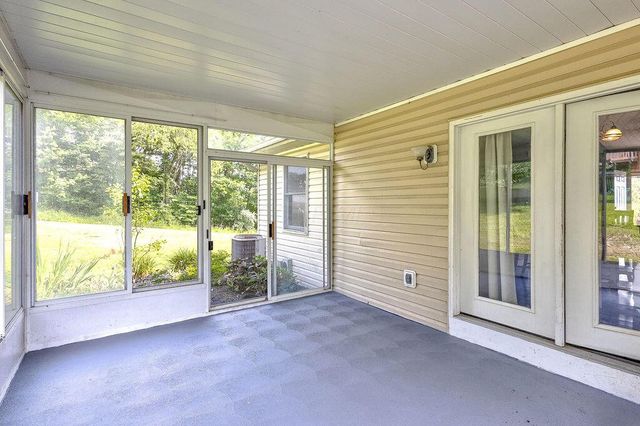 847 Fairway Drive, Howard, OH 43028