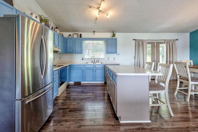 847 Fairway Drive, Howard, OH 43028
