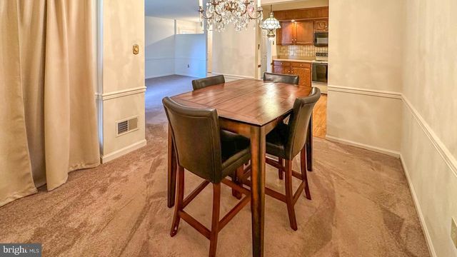 109 VALLEY GREENE CR, Wyomissing, PA 19610