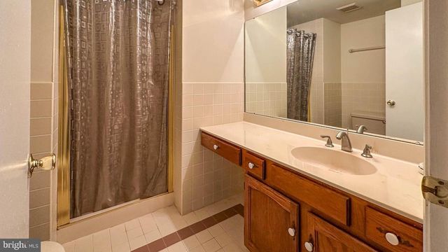 109 VALLEY GREENE CR, Wyomissing, PA 19610