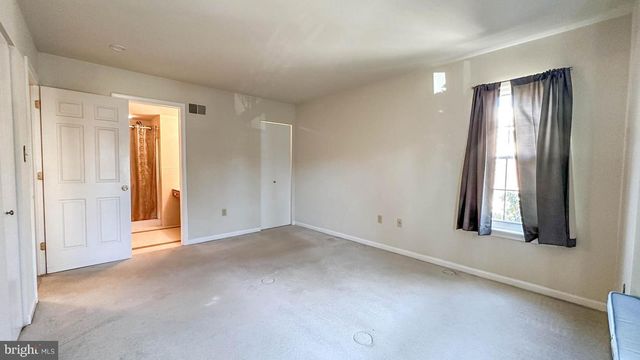 109 VALLEY GREENE CR, Wyomissing, PA 19610