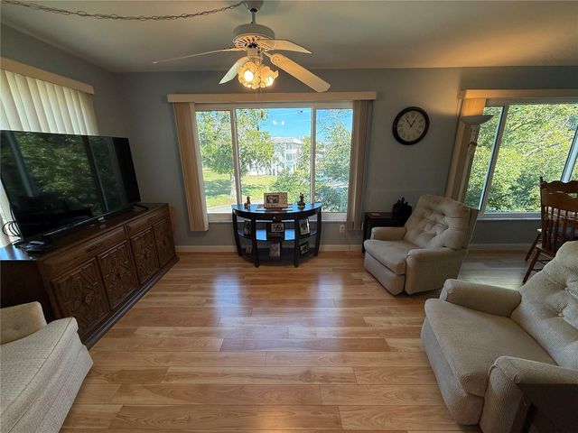 2071 AUSTRALIA WAY W 41, Clearwater, FL 33763