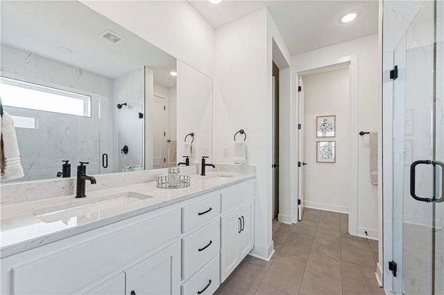 1700 NW 105th Terrace, Kansas City, MO 64155