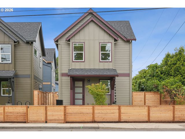 5444 Ne PRESCOTT St 1, Portland, OR 97218