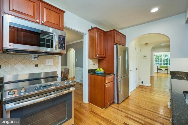 6110 WASHINGTON BLVD, Arlington, VA 22205