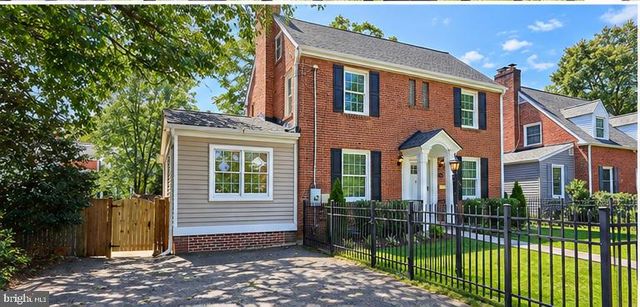 6110 WASHINGTON BLVD, Arlington, VA 22205