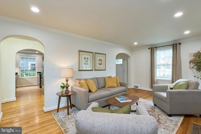 6110 WASHINGTON BLVD, Arlington, VA 22205