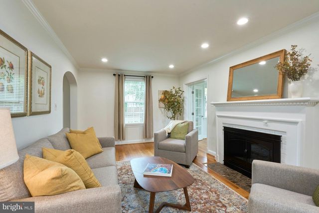 6110 WASHINGTON BLVD, Arlington, VA 22205