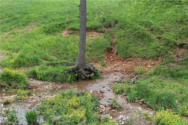 2482 Rocky Comfort Road, Highfill, AR 72734