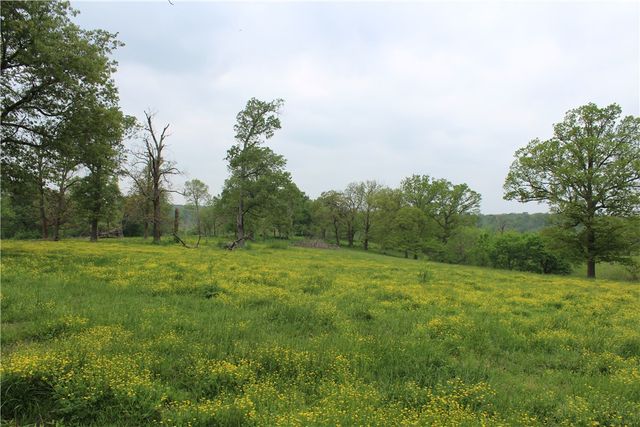 2482 Rocky Comfort Road, Highfill, AR 72734