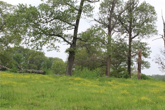 2482 Rocky Comfort Road, Highfill, AR 72734